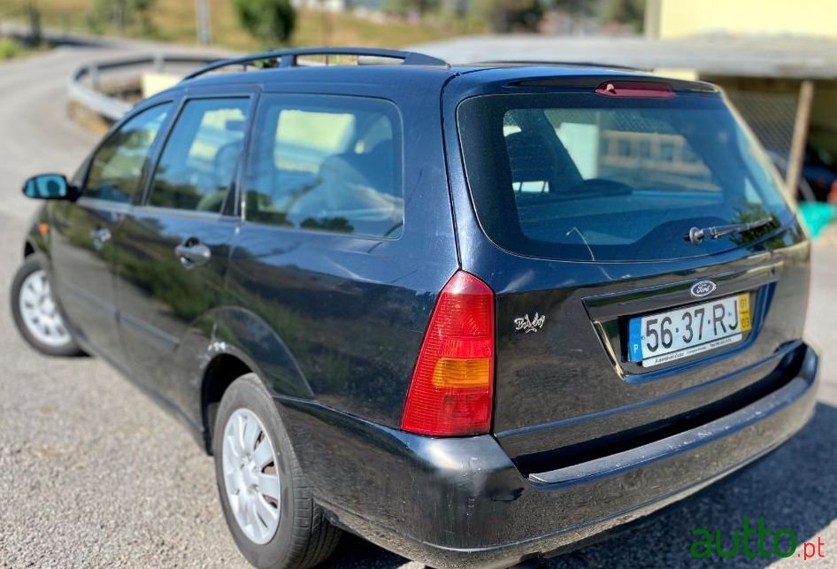 2001' Ford Focus Sw photo #4