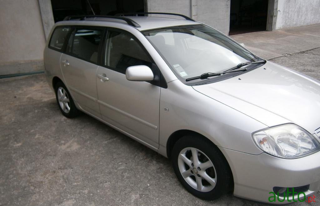 2005' Toyota Corolla SW 1.4 VVT-i Sol photo #3