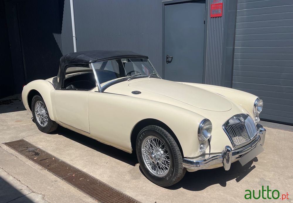 1957' MG MGA photo #2