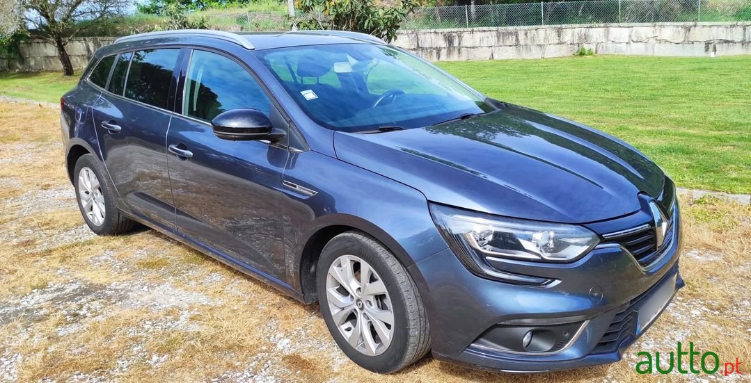 2018' Renault Megane Sport Tourer photo #4