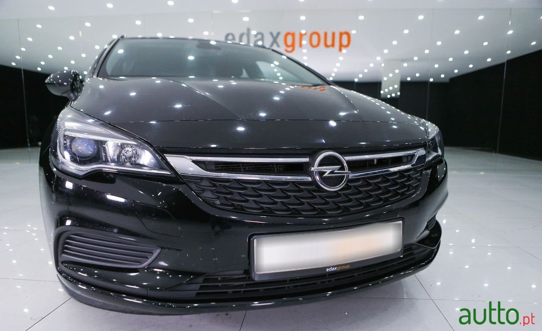2017' Opel Astra Sports Tourer photo #6