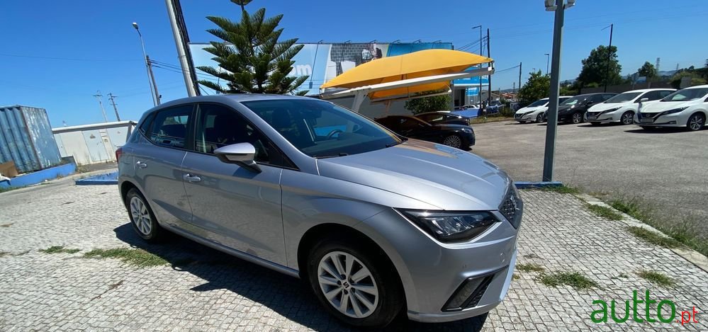 2023' SEAT Ibiza 1.0 Tsi Style photo #5