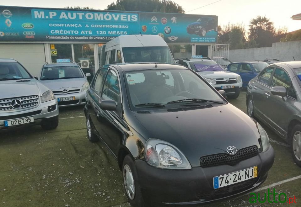 1999' Toyota Yaris photo #2