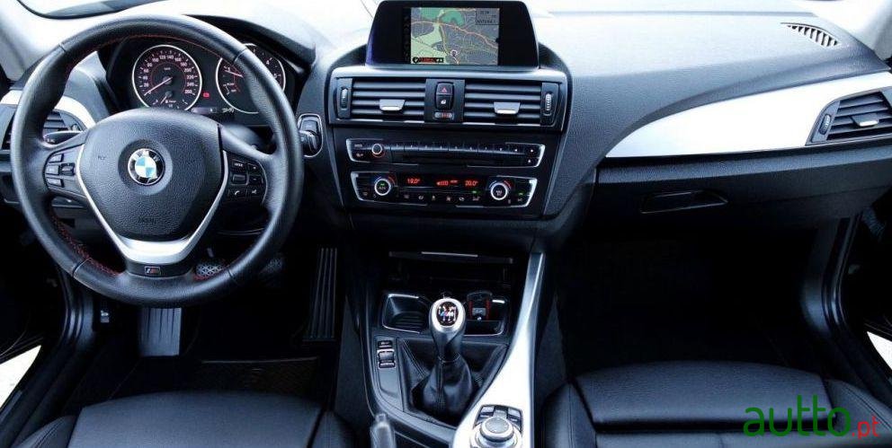 2013' BMW 118 D Pack M photo #1