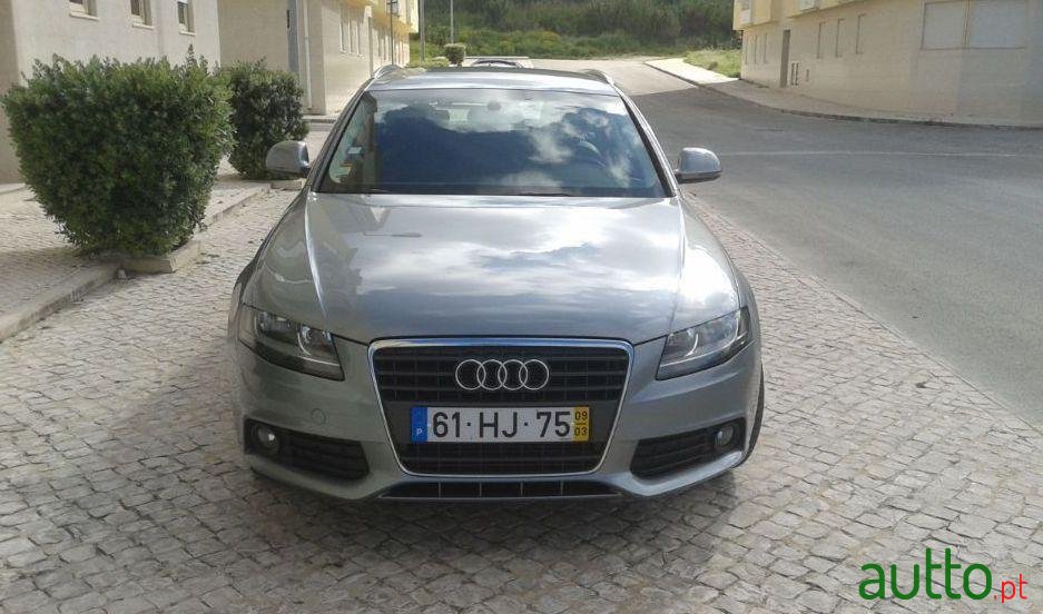 2009' Audi A4 Avant photo #2