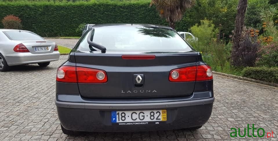 2006' Renault Laguna photo #5