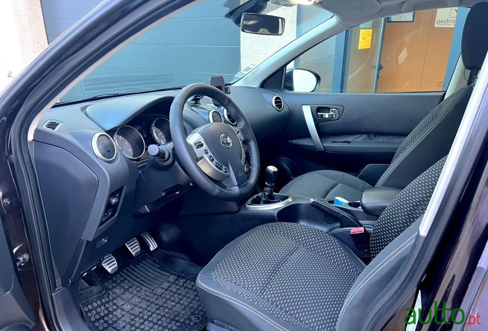 2009' Nissan Qashqai photo #6