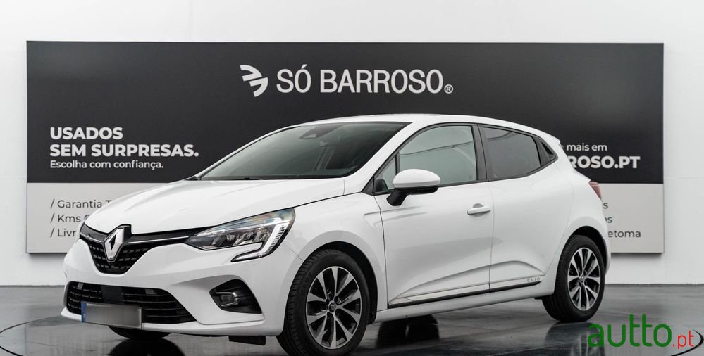 2021' Renault Clio photo #2