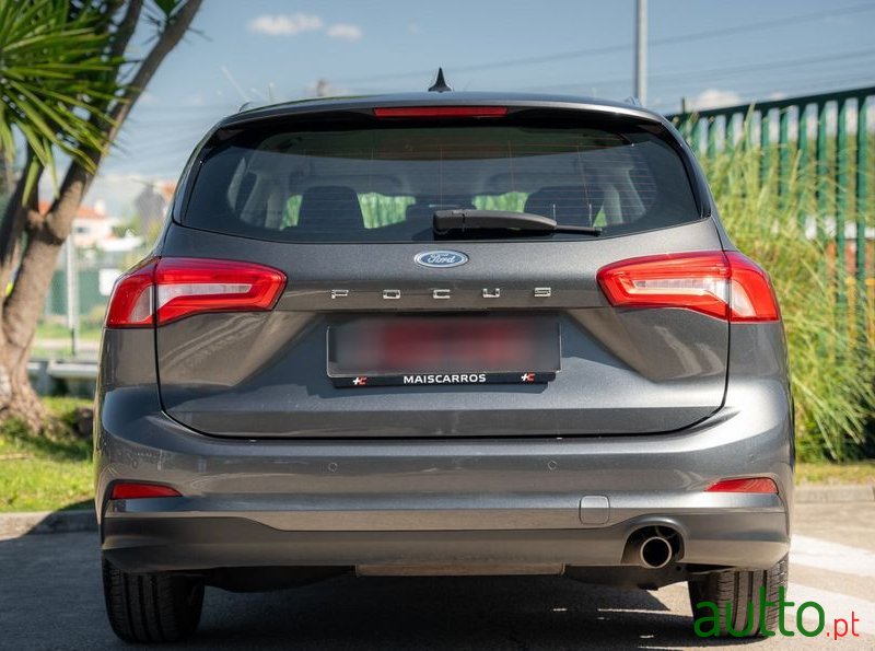 2020' Ford Focus Sw photo #3