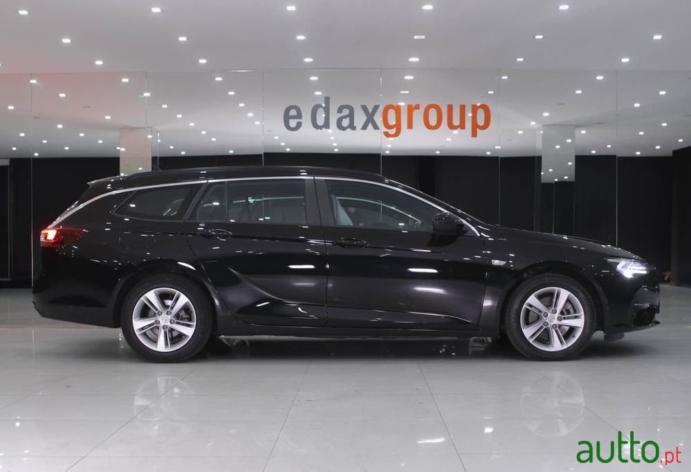 2021' Opel Insignia Sports Tourer photo #2