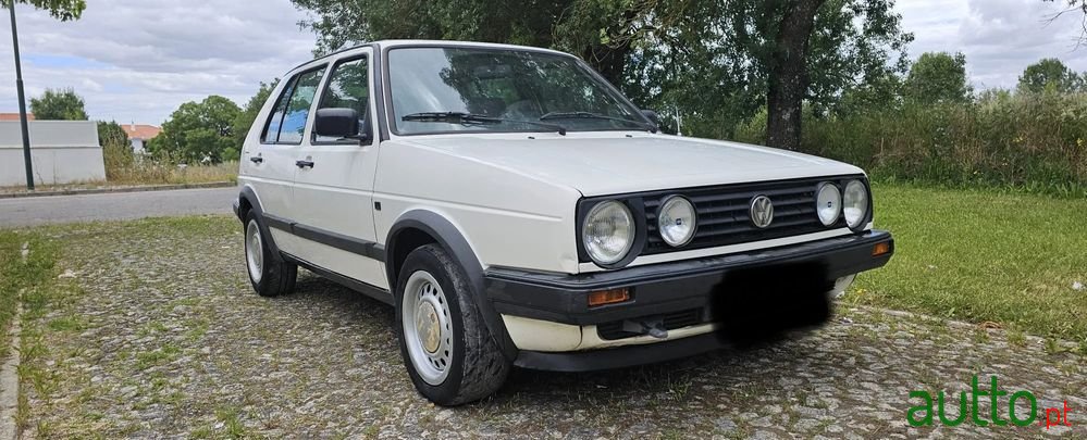 1999' Volkswagen Golf photo #3