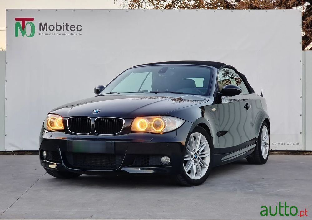 2008' BMW Série 1 D Cabrio photo #2