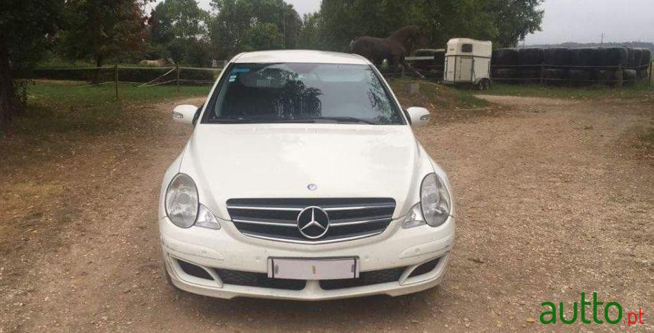 2006' Mercedes-Benz R-320 6 Lugares photo #2