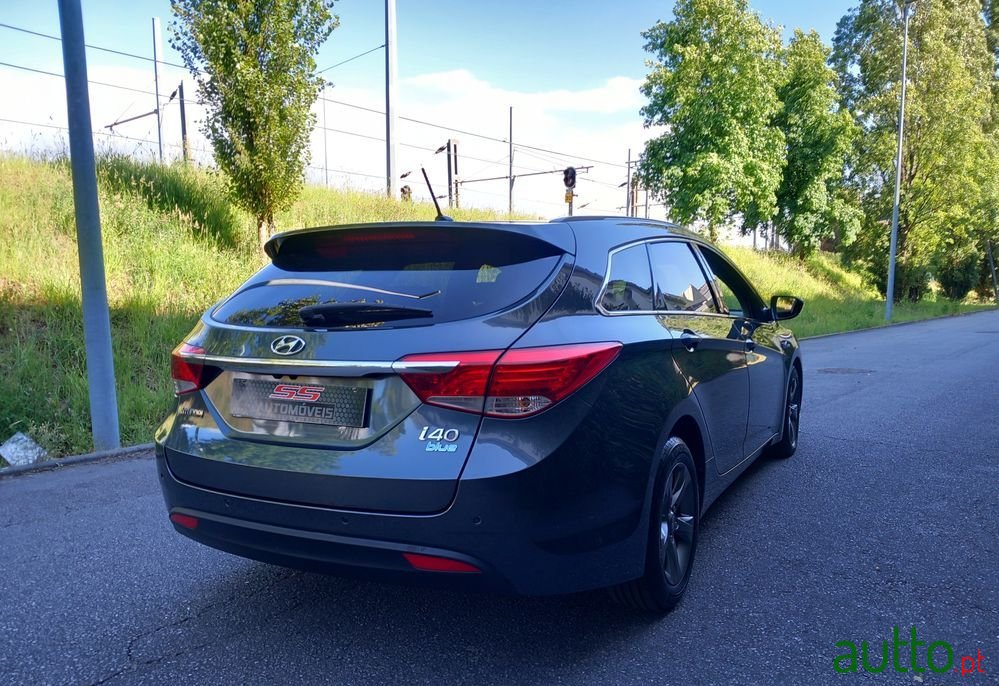 2013' Hyundai i40 Sw photo #4