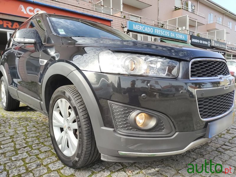 2014' Chevrolet Captiva photo #2