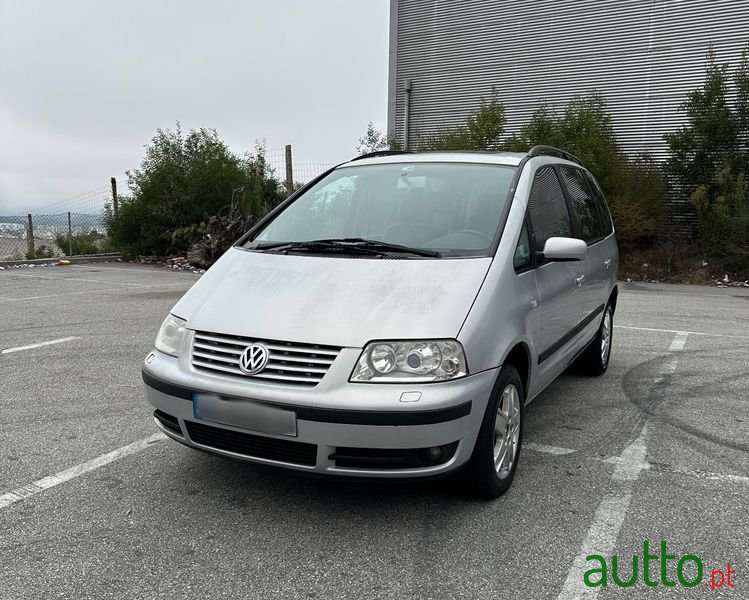 2000' Volkswagen Sharan photo #1