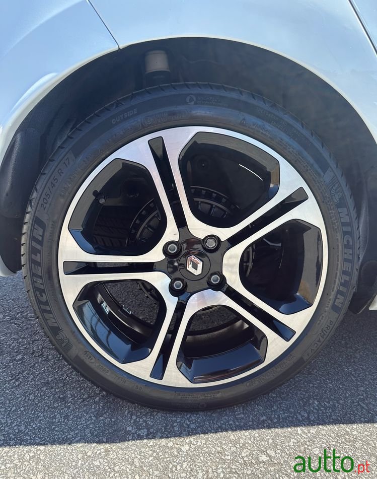 2017' Renault Clio photo #5