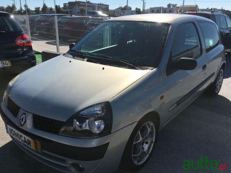 2001' Renault Clio 1.5 Dci Authentique photo #2