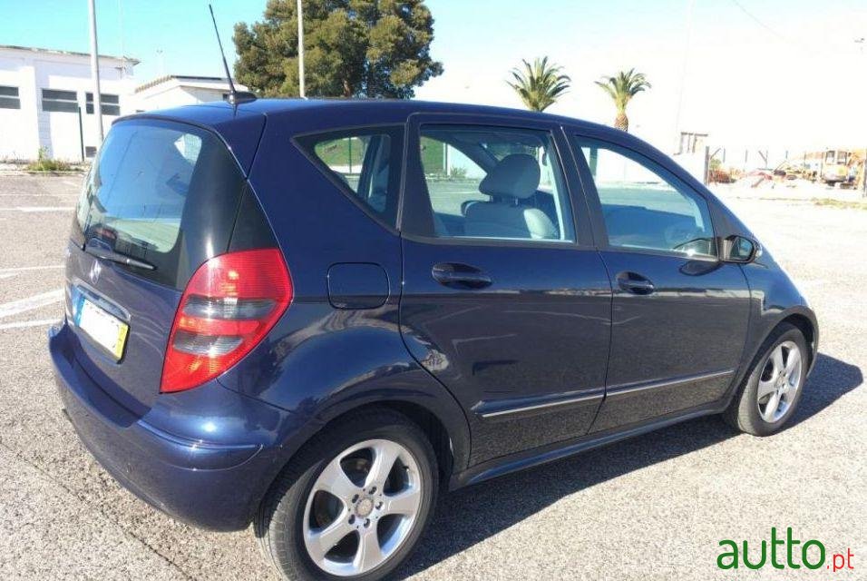 2007' Mercedes-Benz A-170 Avantgarde photo #2