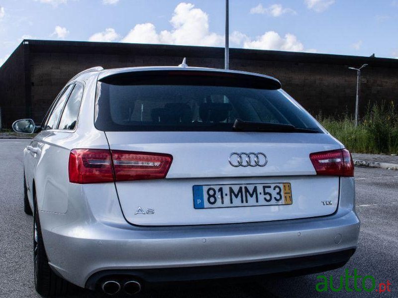 2011' Audi A6 Avant photo #1