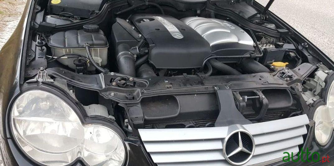 2002' Mercedes-Benz C-220 photo #4
