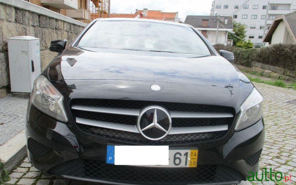 2014' Mercedes-Benz A-160 Cdi photo #5