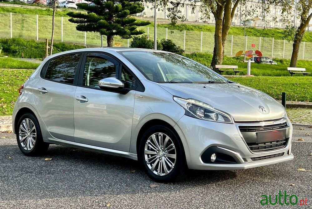 2018' Peugeot 208 photo #4