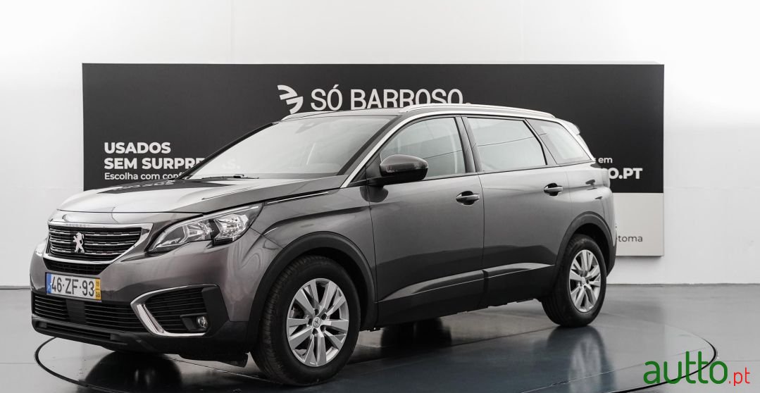 2019' Peugeot 5008 photo #2