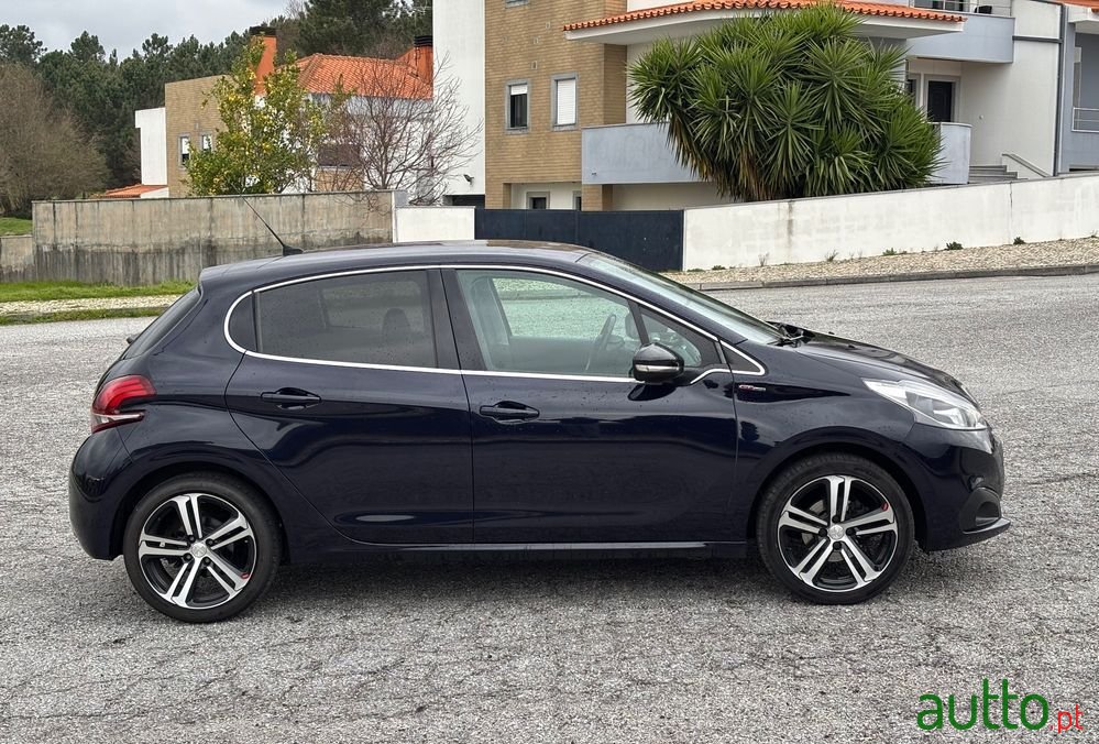 2018' Peugeot 208 photo #3