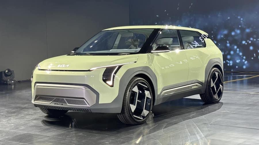 New Kia EV3 offers 267 miles of range for £32,995