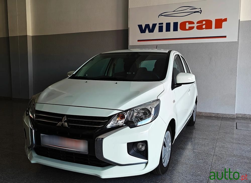 2021' Mitsubishi Space Star photo #2