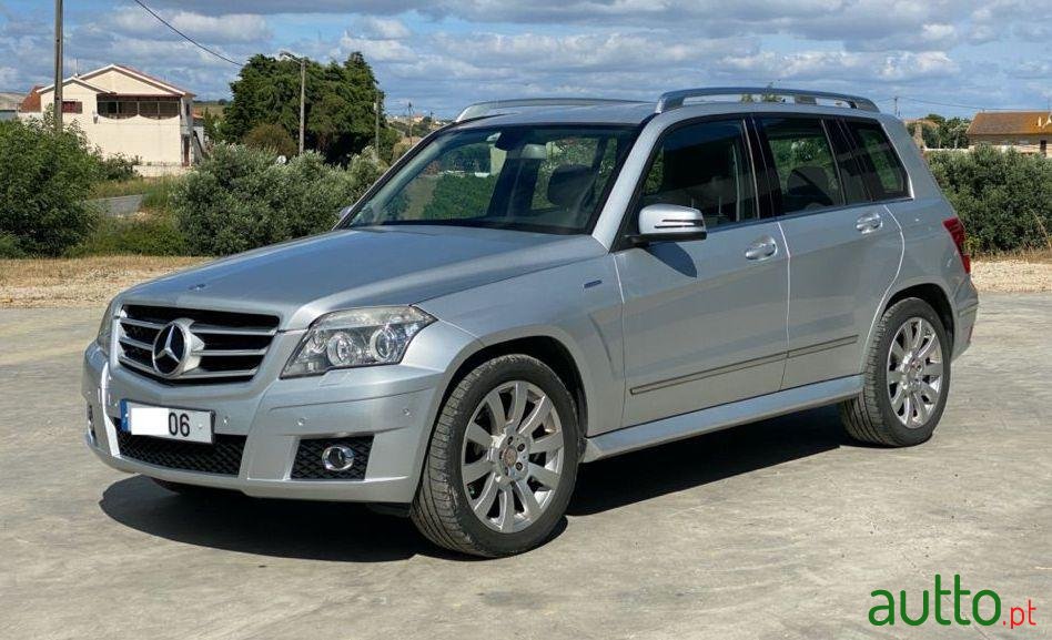 2009' Mercedes-Benz Glk-220 photo #4