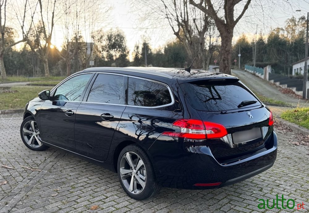 2014' Peugeot 308 Sw photo #4