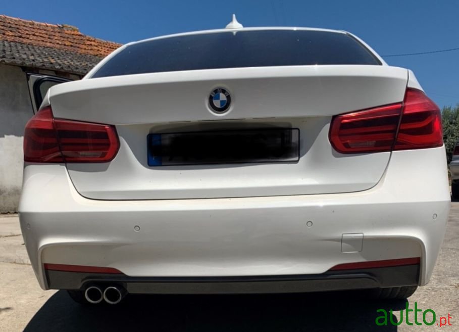 2015' BMW 325 photo #2