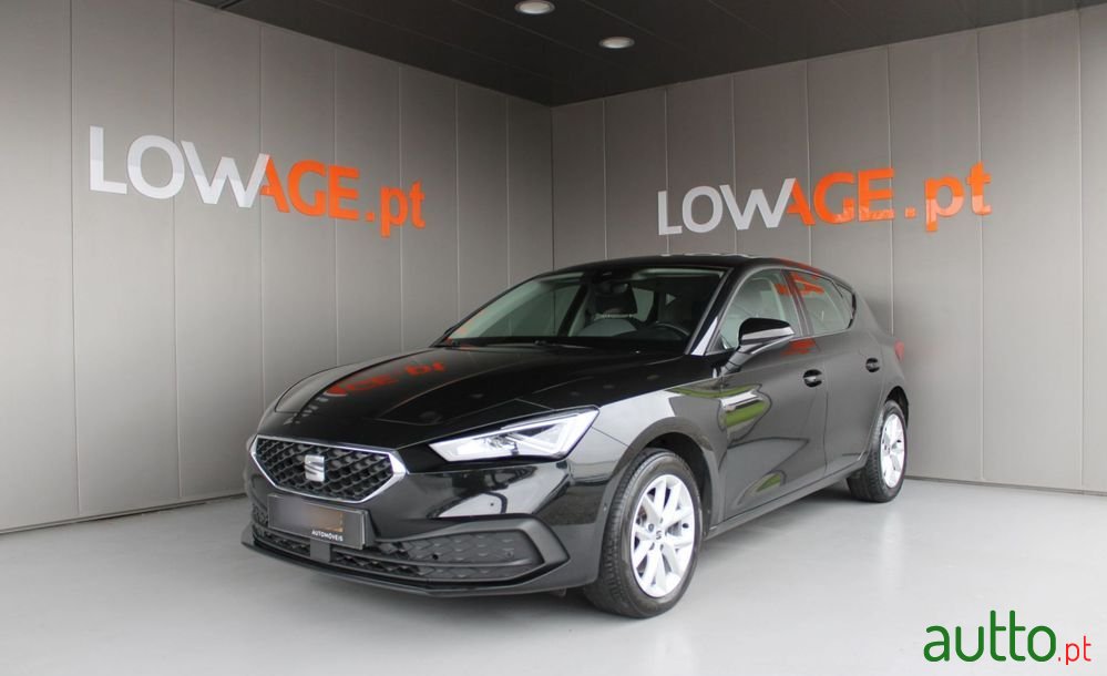 2021' SEAT Leon 2.0 Tdi Style photo #1