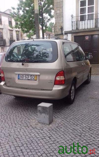 2001' Kia Carnival Top Ls photo #2
