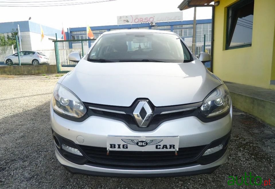 2014' Renault Megane photo #1