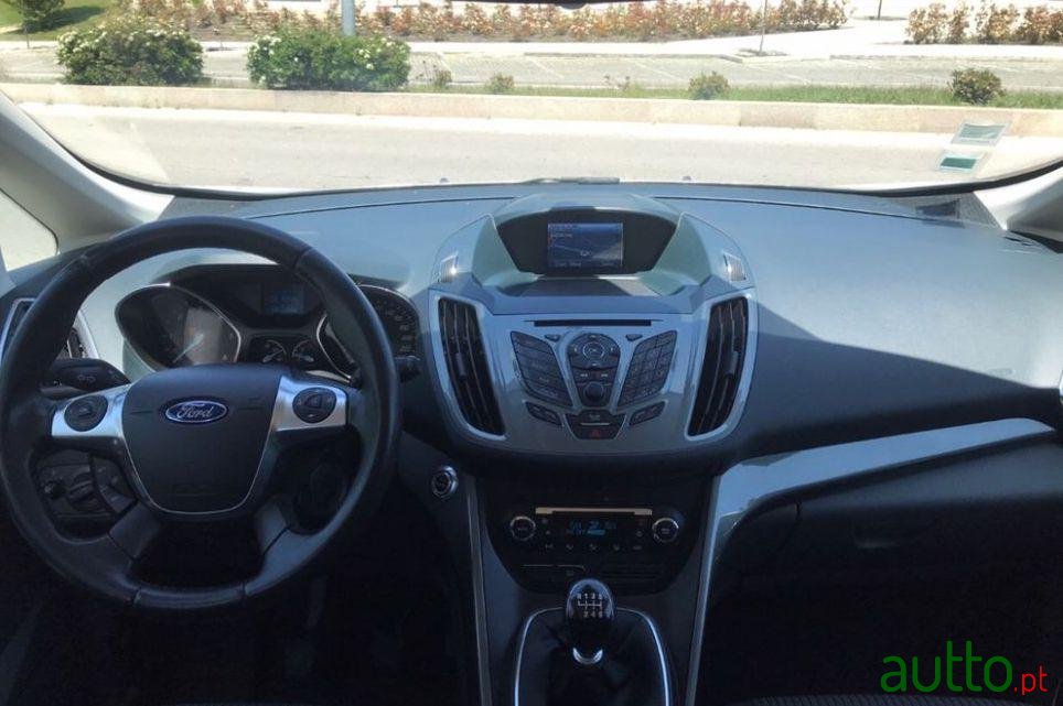 2013' Ford C-MAX photo #1