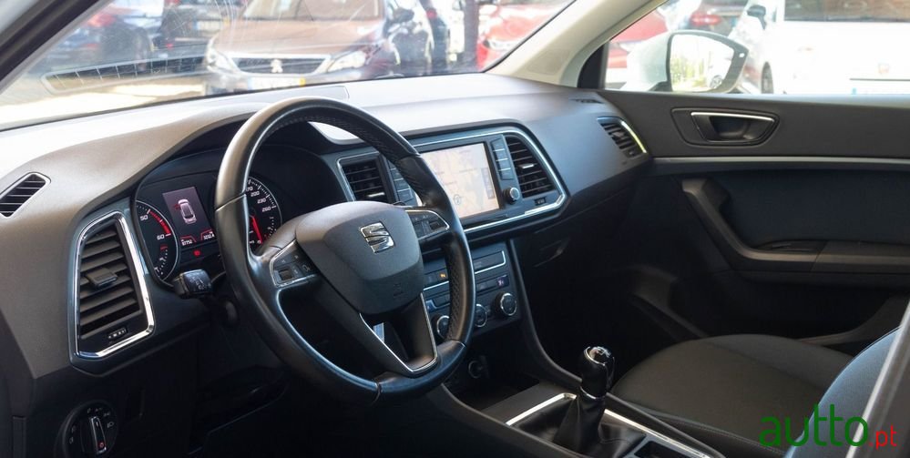 2019' SEAT Ateca 1.6 Tdi Style photo #6