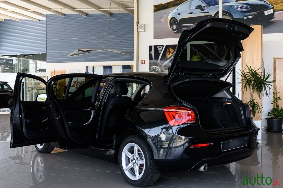 2019' BMW 116 photo #6