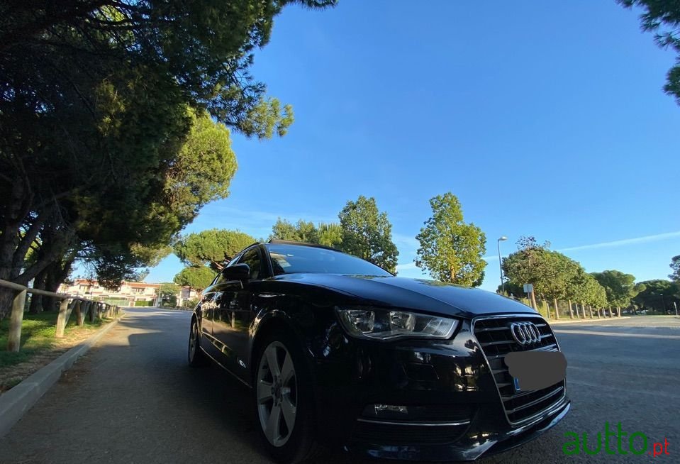 2013' Audi A3 Sportback photo #4