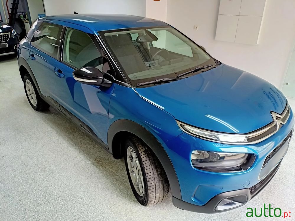 2018' Citroen C4 Cactus photo #3