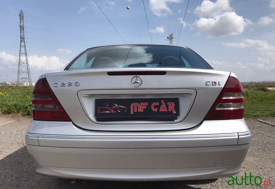 2002' Mercedes-Benz C-220 photo #5