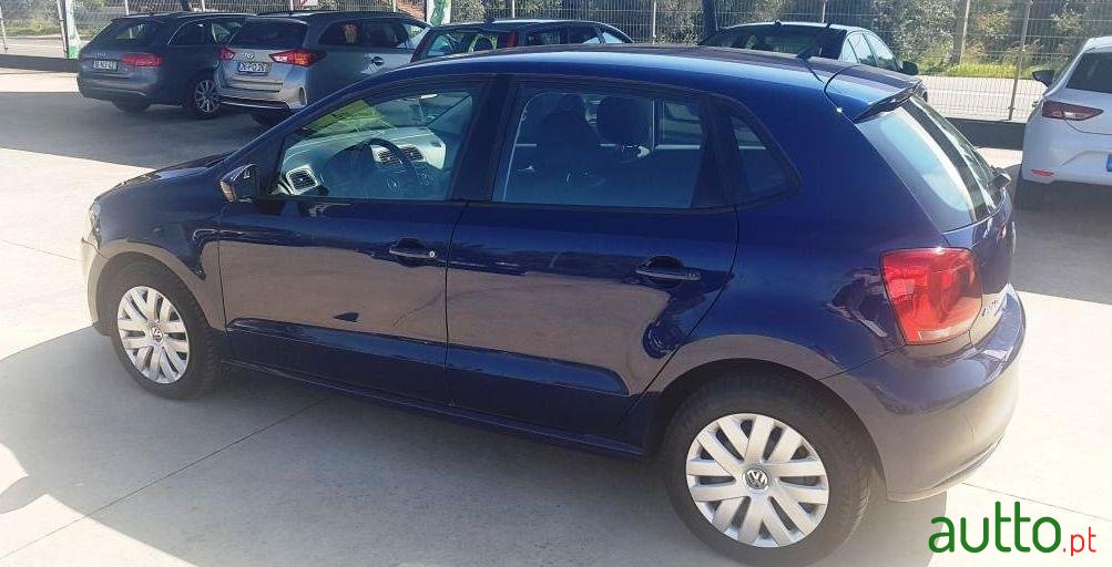 2012' Volkswagen Polo 1.2 Tdi Trendline Ac photo #2