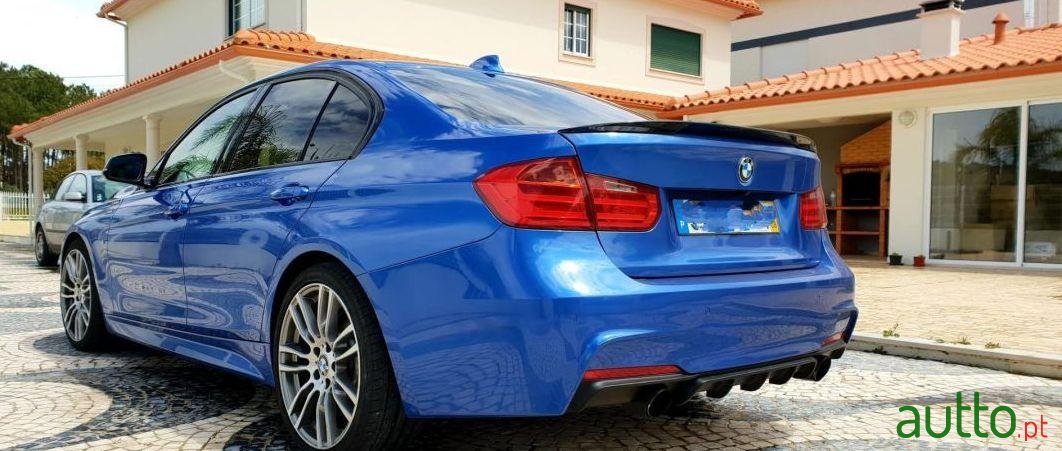 2012' BMW 330 D Pack M photo #1