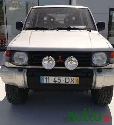 1994' Mitsubishi Pajero photo #3