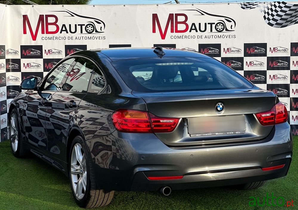 2015' BMW Série 4 D Pack M Auto photo #3