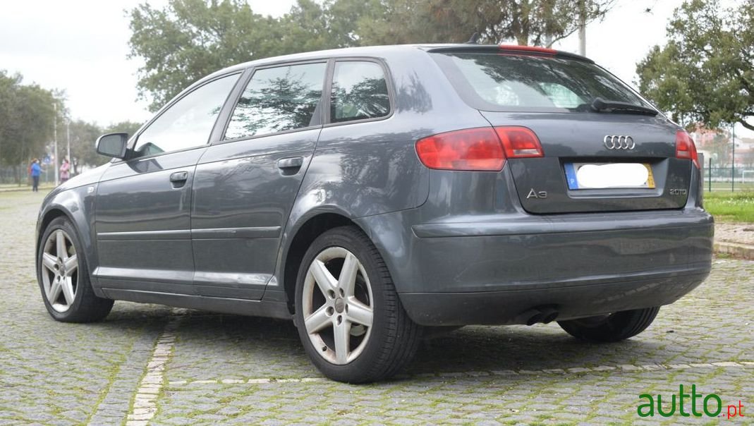 2005' Audi A3 Sportback photo #2