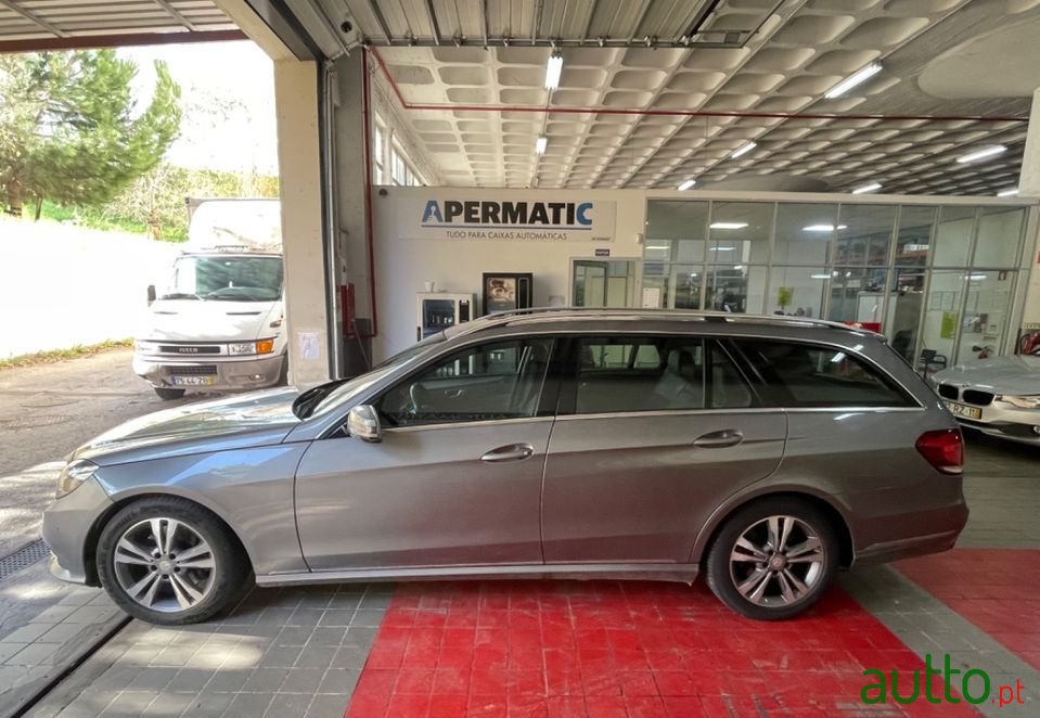 2014' Mercedes-Benz E-300 photo #4