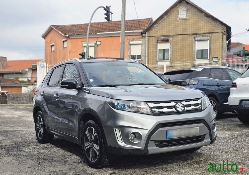 2016' Suzuki Vitara photo #3